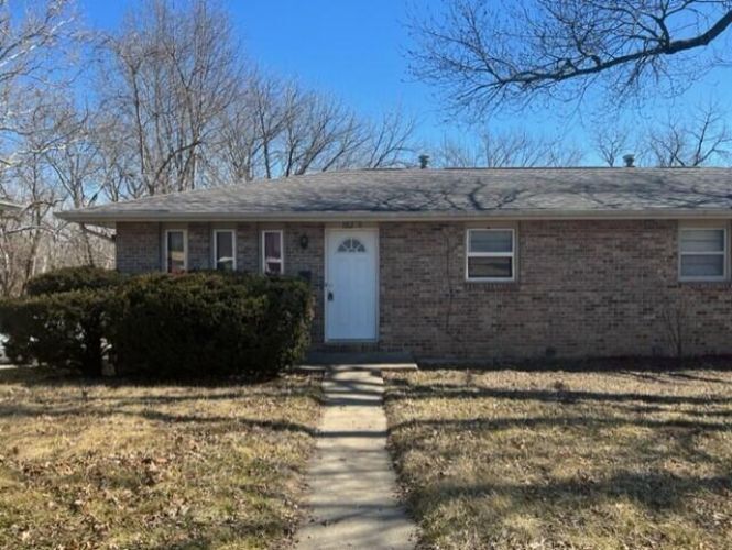 Primary Photo - 1712 Garden Dr