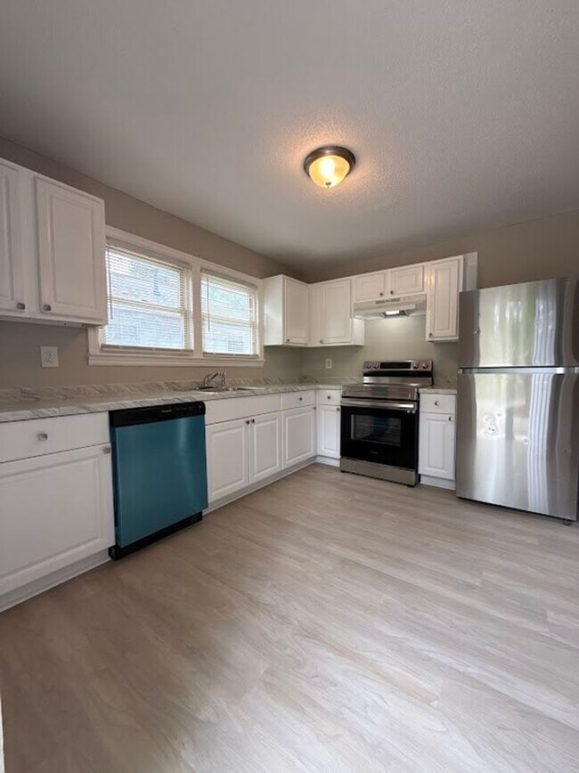 Foto del edificio - 1376 Lockwood Dr SW