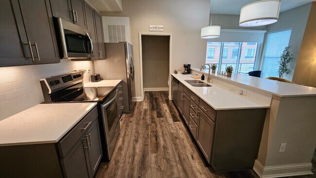 Foto del edificio - 110 N Boston Ave