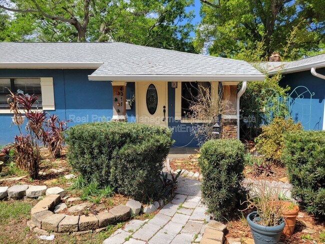 Foto del edificio - 4311 S Thatcher Ave