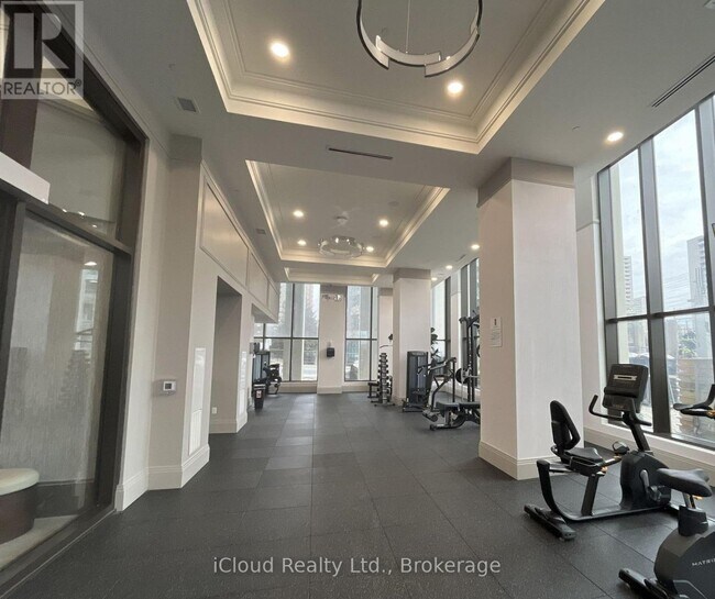 Building Photo - 30-1130 Elm Dr W