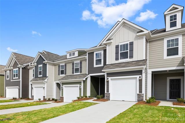 Building Photo - 2881 Yeager Dr NW