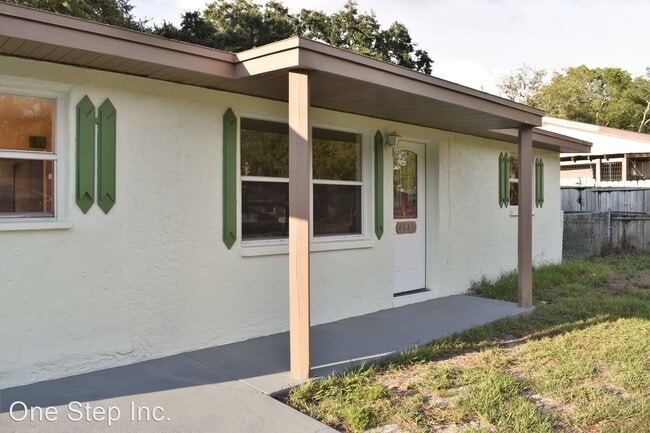Building Photo - 3 br, 1 bath House - 4645 Gazania St
