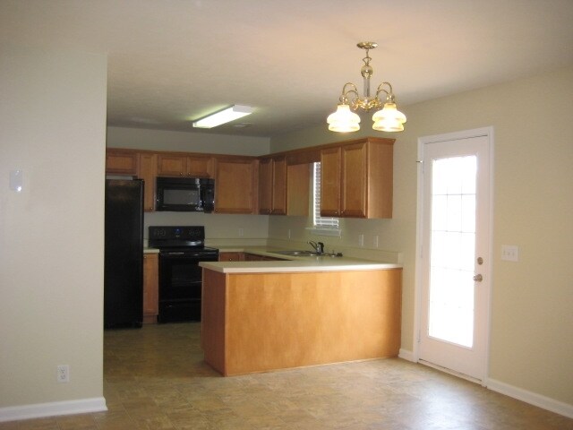 Building Photo - 3008 Ace Wintermeyer Drive