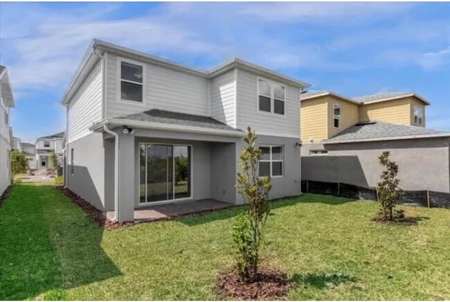 Building Photo - 10266 Pk Ests Ave