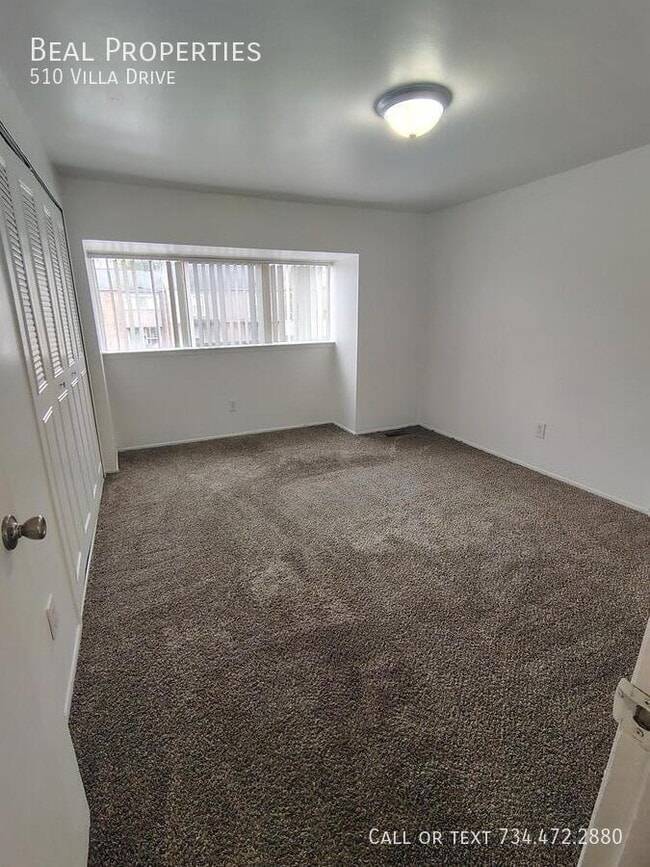 Building Photo - 510 Villa Dr