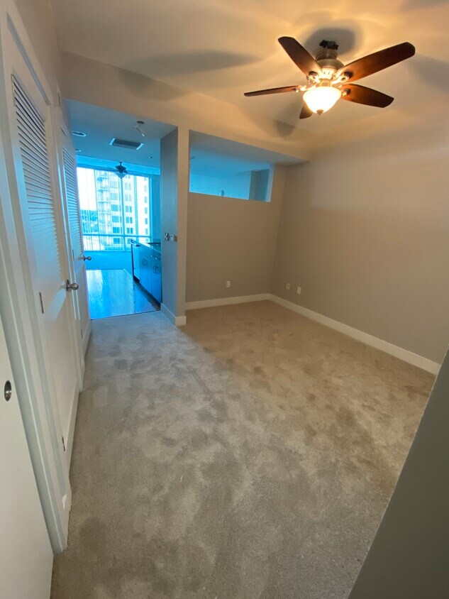 1120 E Kennedy Blvd Unit 1420 West, Tampa, FL 33602 Condo for Rent in