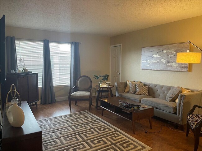 Foto del edificio - 3535 NASA Road 1