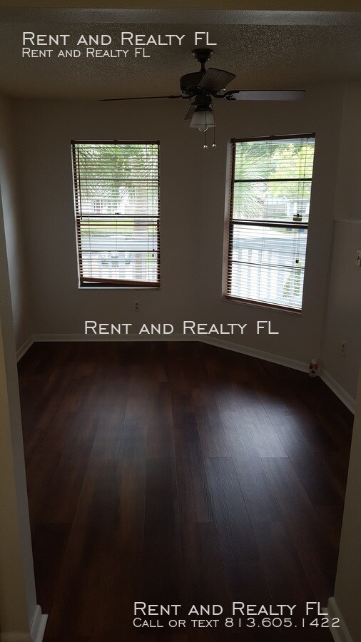 Building Photo - 1178 Falcon Dr