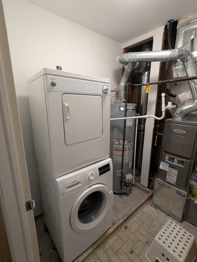 Foto del edificio - 1008 Woodhaven Dr