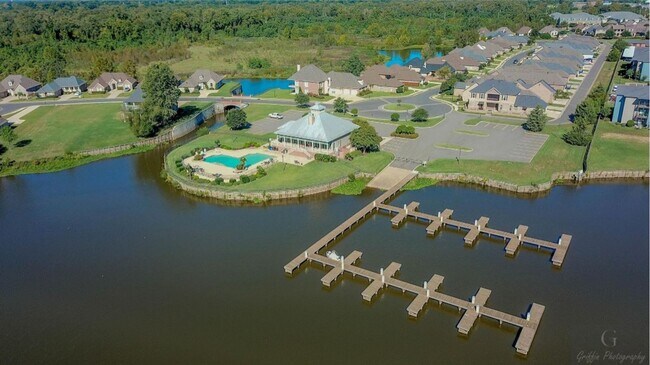 Foto del edificio - 1144 Island Park Blvd