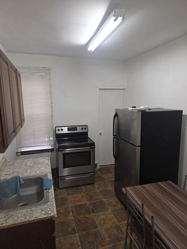 Photo - 3307 N Park Ave Apartment