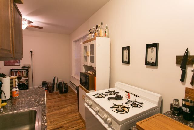 Foto del edificio - 837.5 W Cornelia Ave