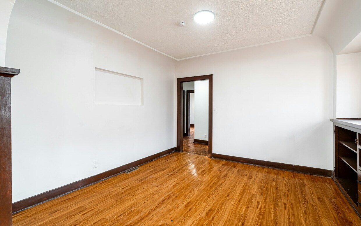 2548 Postcode 2548 N 38th St, Milwaukee, WI 53210 - Townhome Rentals in Milwaukee WI ...