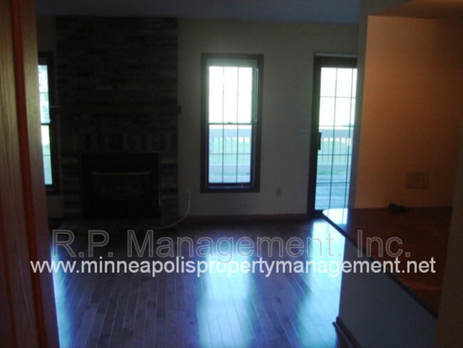 Building Photo - 14345 Bedford Dr