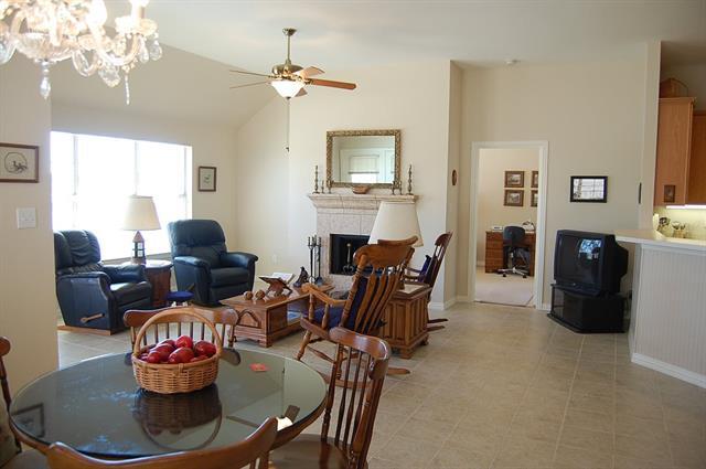 Foto del edificio - 2909 Shoreline Dr