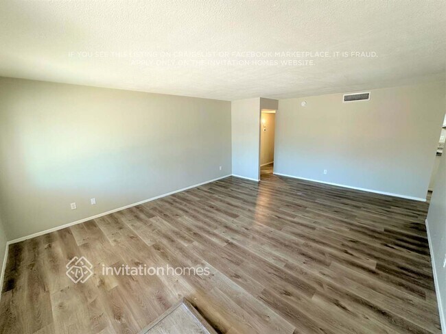 Foto del edificio - 617 E Carmen St
