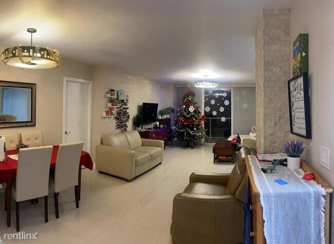 Foto del edificio - 3 br, 3 bath House - 3701 N Country Club D...