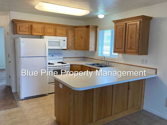 Foto del edificio - 3144 Chasewood Drive