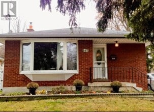 Building Photo - 147 Lupin Dr
