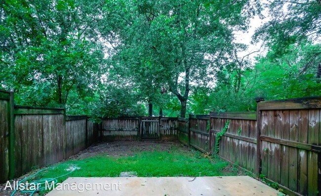 Foto del edificio - 2 br, 2.5 bath House - 807 Planters Point ...
