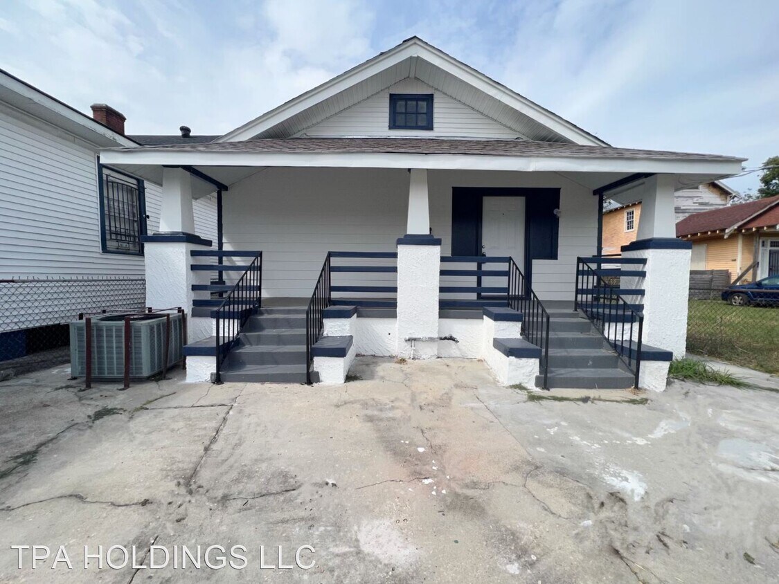 4 br, 2 bath House 1906 Allen Street House Rental in New Orleans, LA