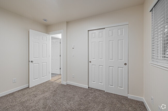 2BR, 1BA - 714SF - Second Bedroom - Westview Terrace