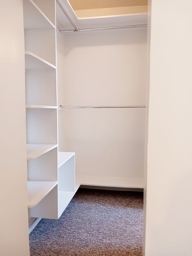 Interior Photo - Winthrop Terrace