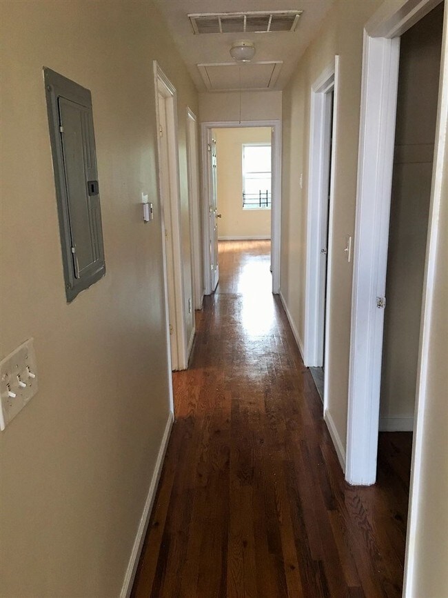 61 Bostwick Ave, Jersey City, NJ 07305 House for Rent in Jersey City