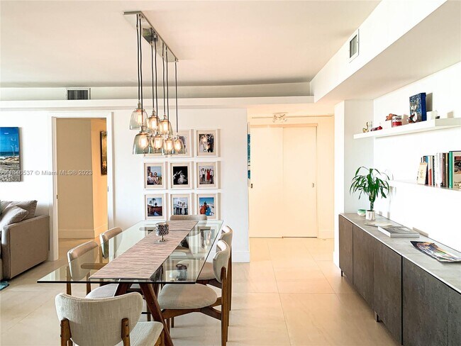 Foto del edificio - 2333 Brickell Ave