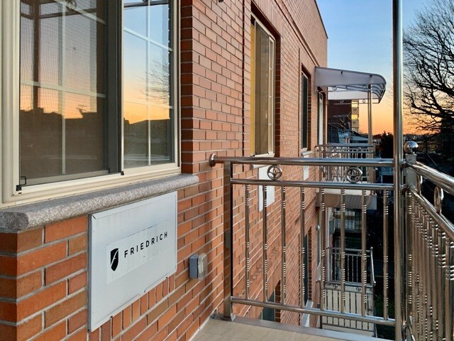 Foto del edificio - 4110 69th St