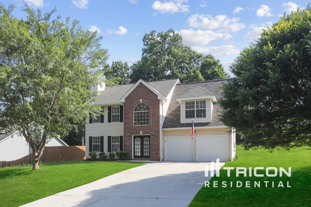 Foto principal - 5330 Rock Place Drive Stone Mountain GA