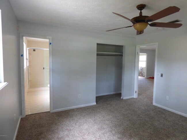 Building Photo - 13203 Yellow Bluff Rd