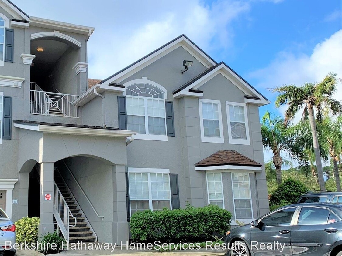 3 br, 2 bath House 3319 S. Kirkman Road House Rental in Orlando