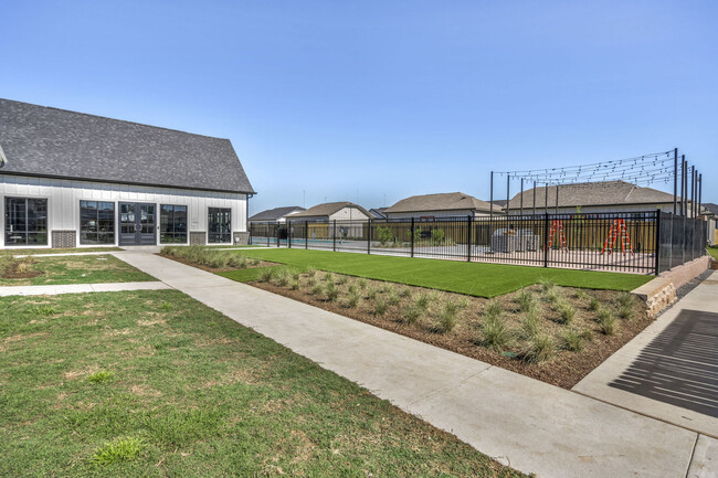 Building Photo - Preserve at Highway 6