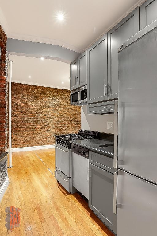 Foto del edificio - 432 E 13th St