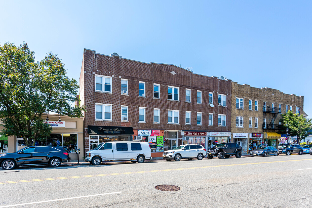 Foto principal - 412-416 Bloomfield Ave