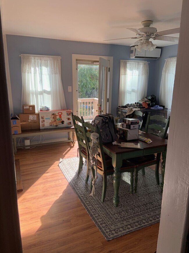 Foto del edificio - 3 Bedroom Single Family Home in Downtown H...
