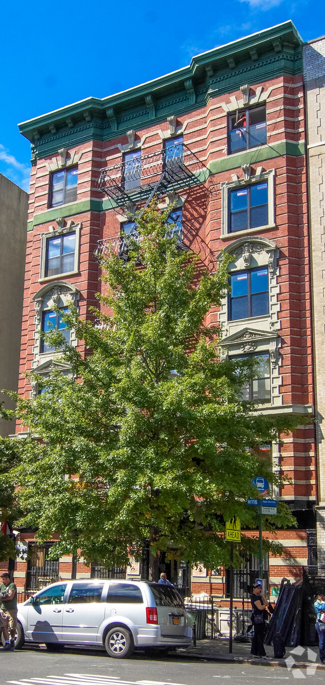 Building Photo - 307 Pleasant Ave
