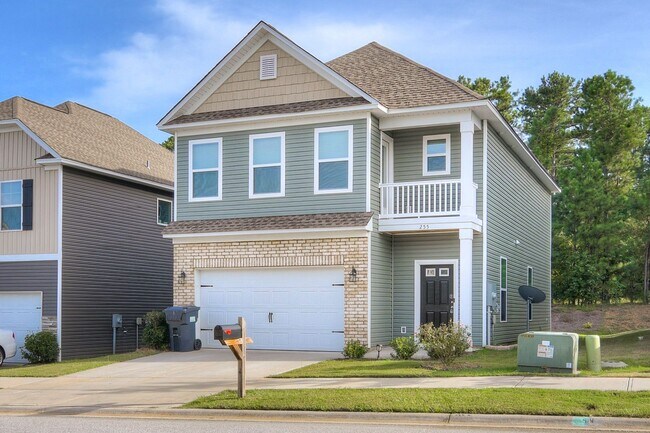 Foto del edificio - 3 Bedroom 2.5 Bath in Grovetown!