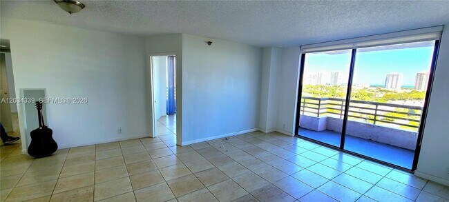 Foto del edificio - 3300 NE 191st St