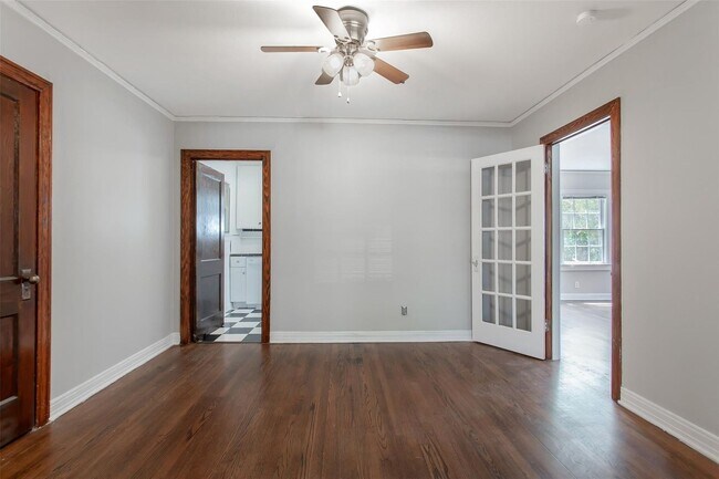 Building Photo - 2 Bedroom, 1 Bath near Lower Greenville