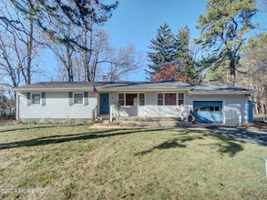 Building Photo - 18 Blue Spruce Dr