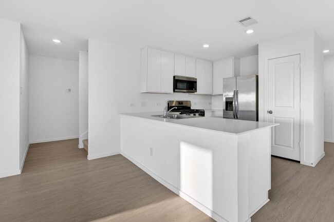 Building Photo - 27118 Reef Coast Dr