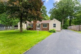 Building Photo - 3663 Monaca Ave