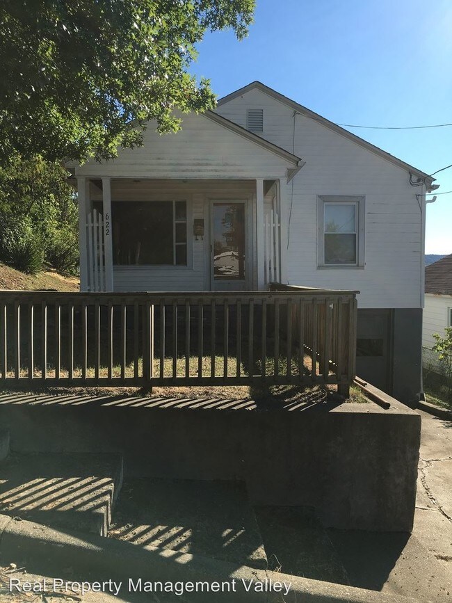 2 br, 1 bath House 622 6th Street House for Rent in Nitro, WV
