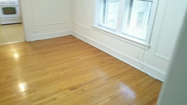 Foto del edificio - 708 Seward St