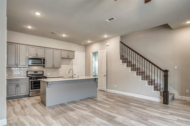 Building Photo - 4249 Kearsage Dr