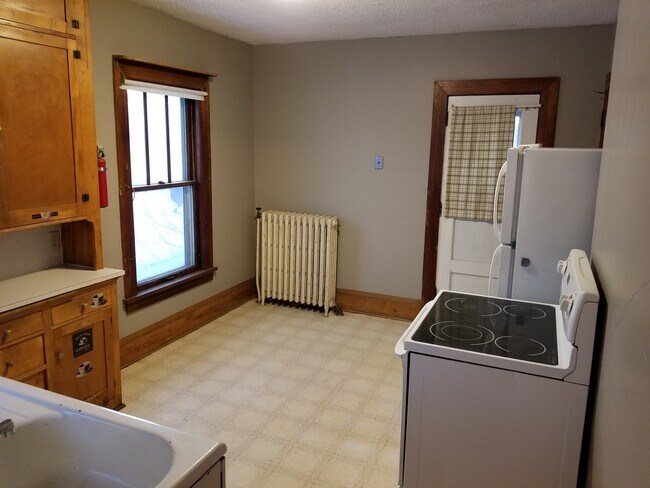 Foto del edificio - 405 12th St NW