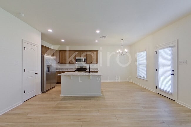 Foto del edificio - 107 Hendrix Rd